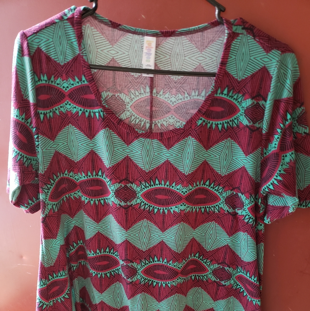 Lularoe classic T top